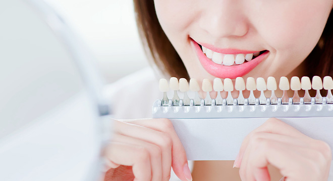 歯医者のホワイトニングで白く輝く理想的な歯にする