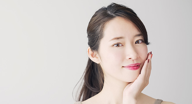 憧れの小顔になれるフェイスライン治療